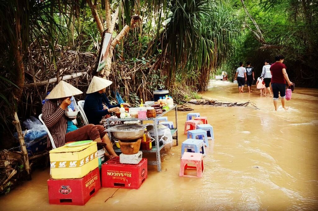 địa điểm tham quan suối tiên